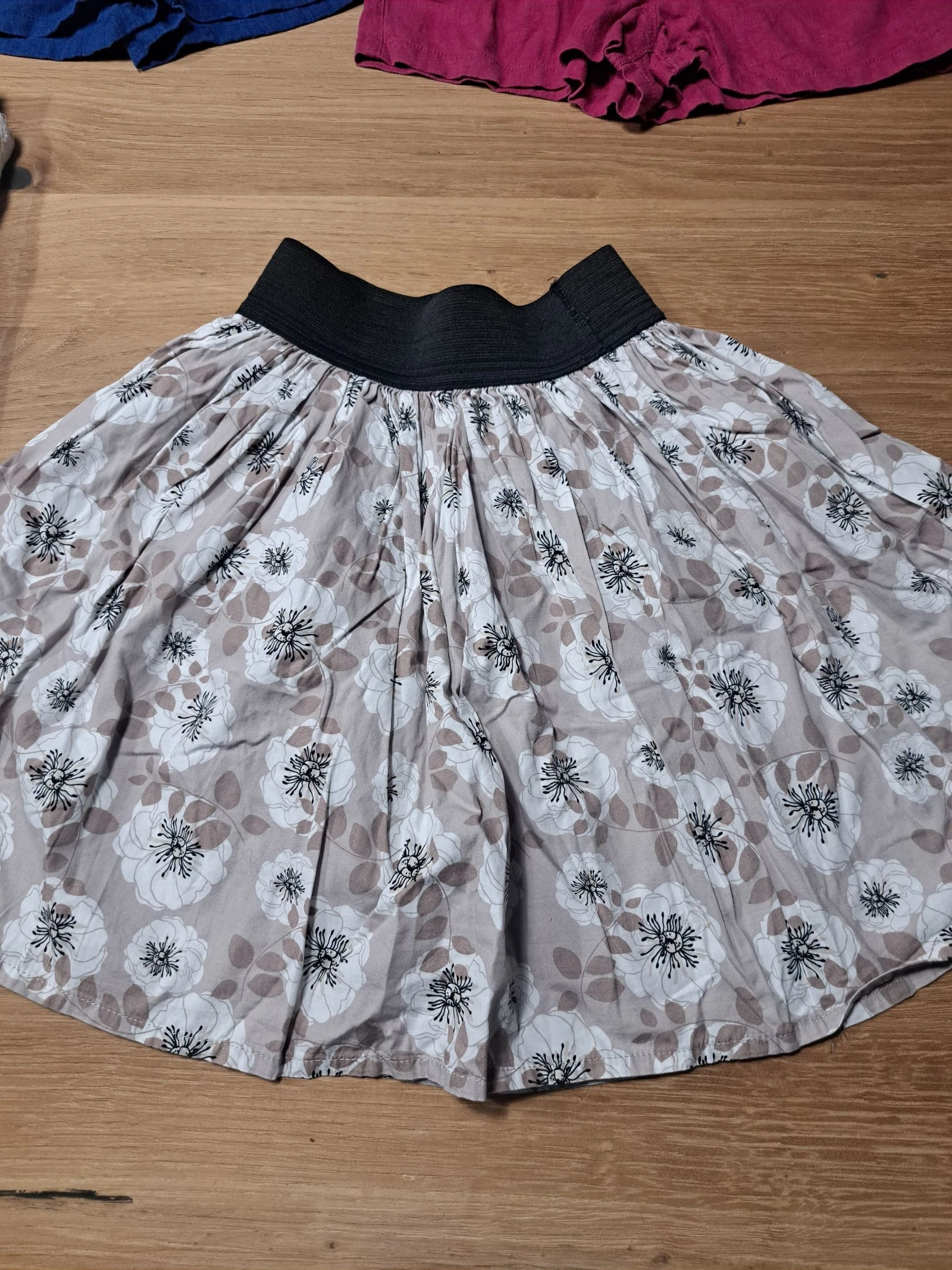 Lot of 14 summer clothes for an 8-year-old girl – photo 15
